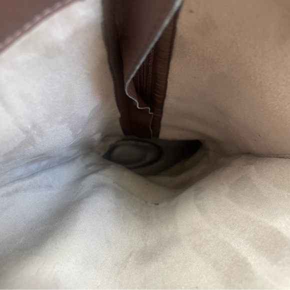 Naturalizer N5 Comfort Wide Calf Woman’s Size 8.5W in Tanita Color - Picture 6 of 9